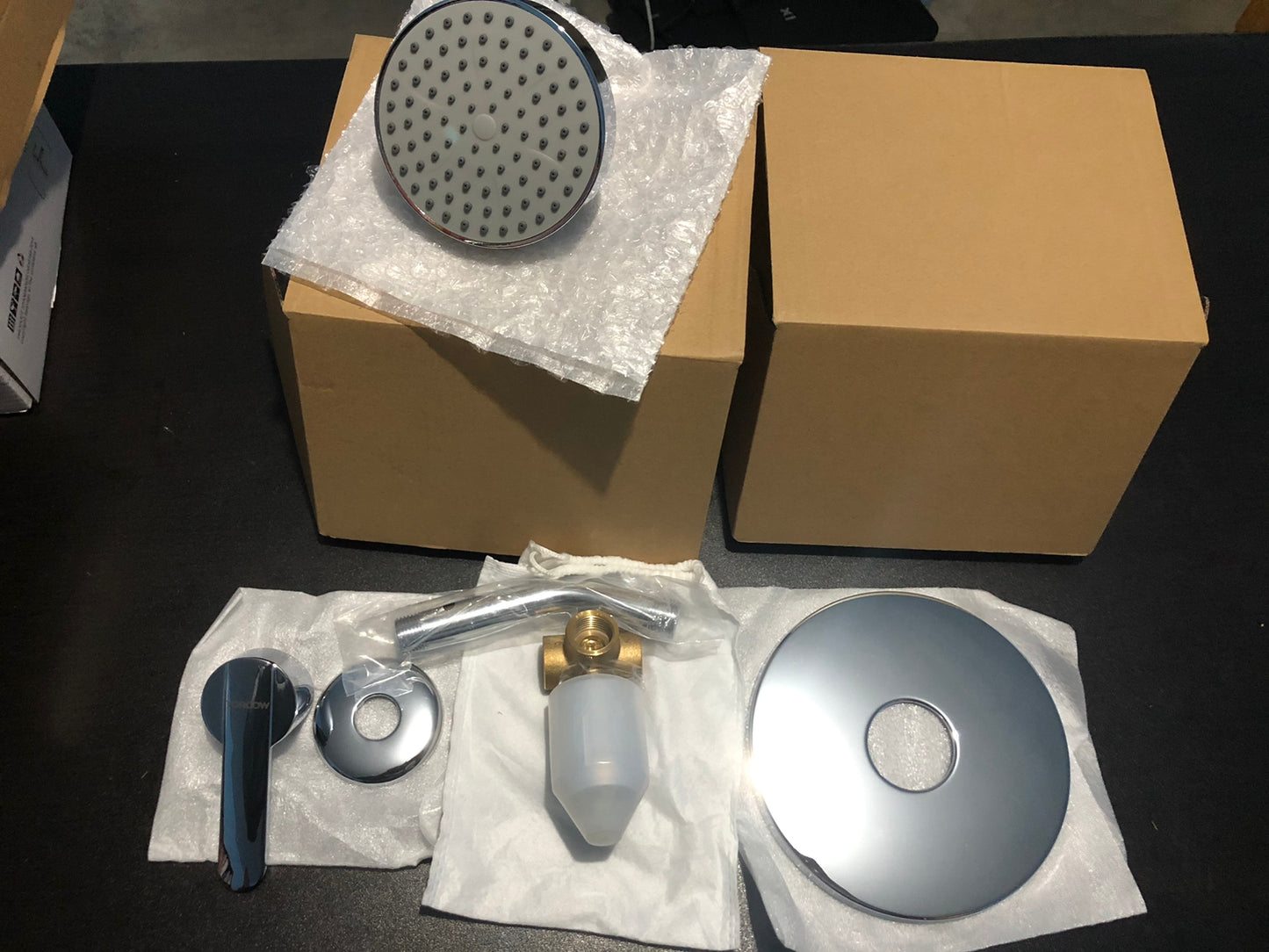Mezcladora de ducha con salida tecno cromada de 10cm